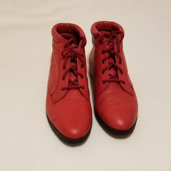 Danexx Women’s Red Leather Booties / Ankle Boots   8 M - Picture 2 of 8